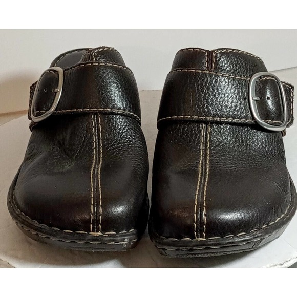 BORN BOC Womens Dark Brown Pebbled Leather Mule Clogs Shoes Size 10M.with Buckle - Picture 1 of 8